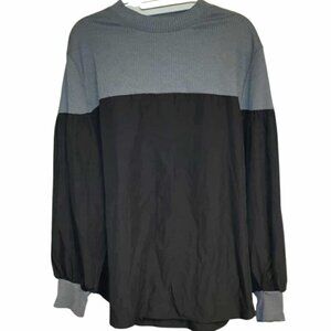 Long Sleeved Shirt Two-Toned Gray and Black Sz L Athletic Outdoors Leisure